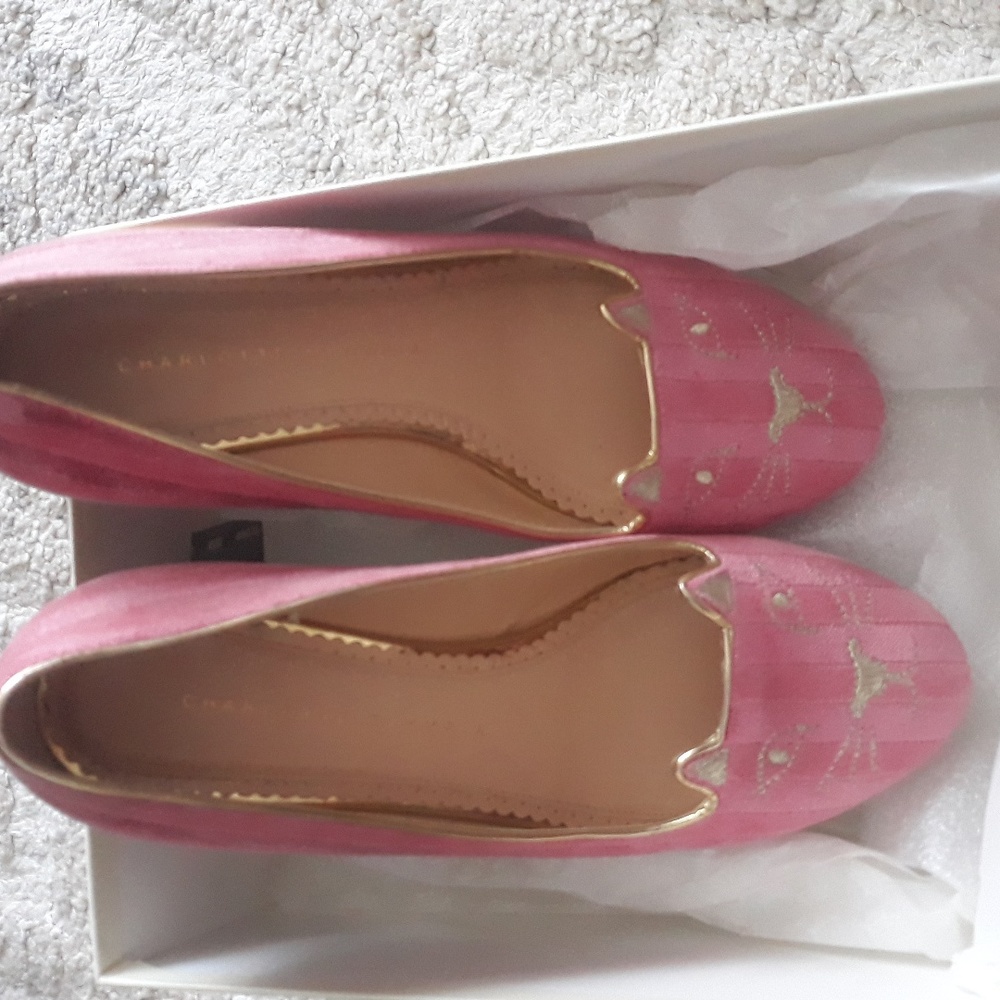 shoes - Picture 3 of 7